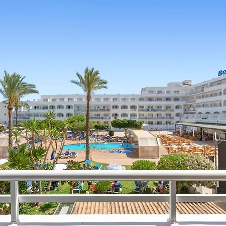 Oasis Tropical Hotel