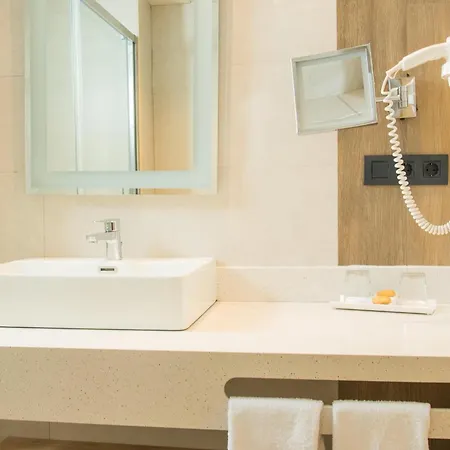Oasis Tropical 4* Mojacar