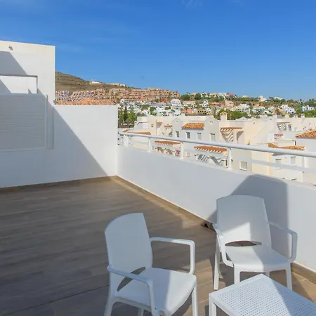 Hotel Oasis Tropical 4*