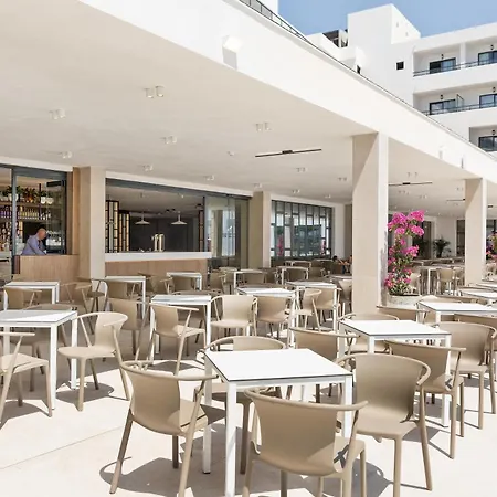 Oasis Tropical 4*