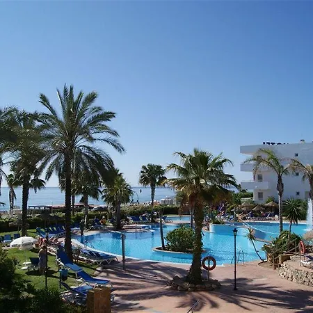 Oasis Tropical Hotel