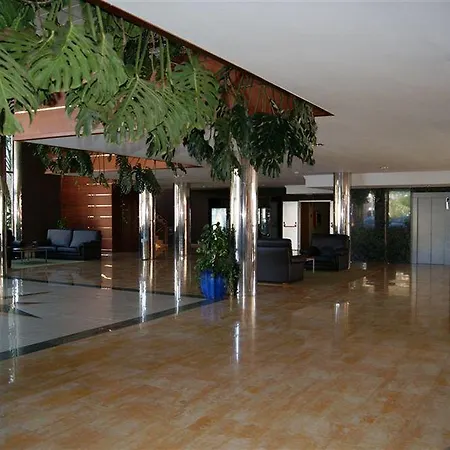Oasis Tropical Hotel 4*