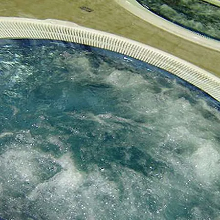 Oasis Tropical Hotell 4*