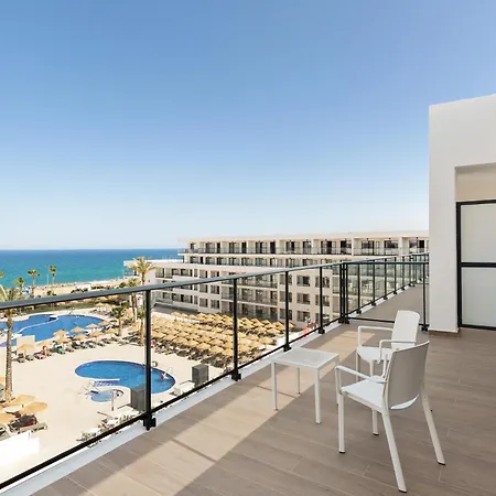 Otel Oasis Tropical