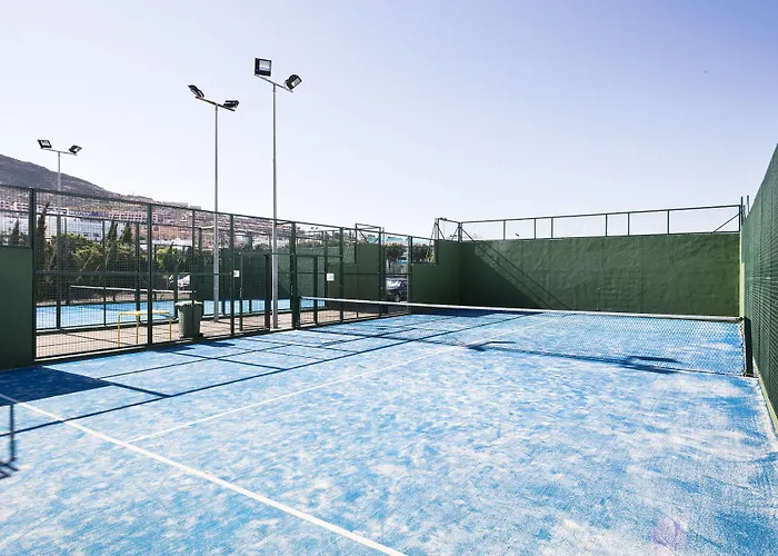 Oasis Tropical Hotel 4*