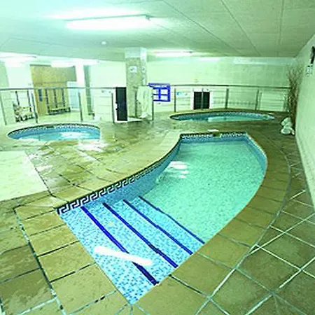 Отель Oasis Tropical