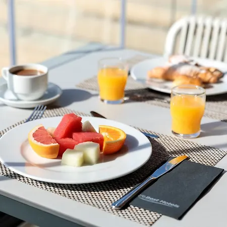 Hotel Oasis Tropical 4*